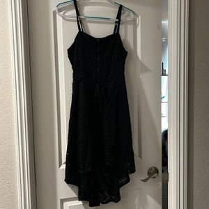 Large (11-13), black in color